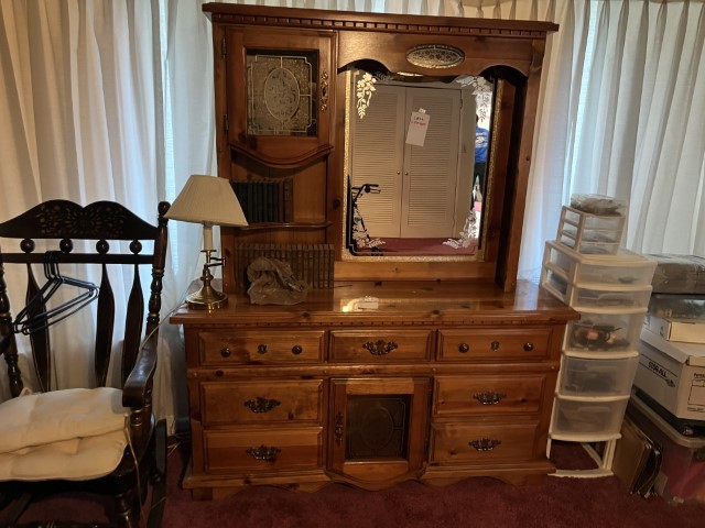 VTG Knotty Pine Dresser w/attached Mirror